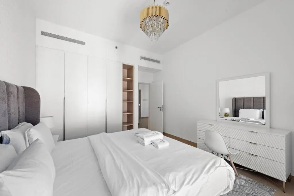 Stunning 1 Bedroom Apartment In Port De La Mer Dubaj 0*,  Spojené arabské emiráty